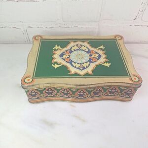 Vintage 1960s Revlon Moon Drops Gift Set Decorative Tin Made in England